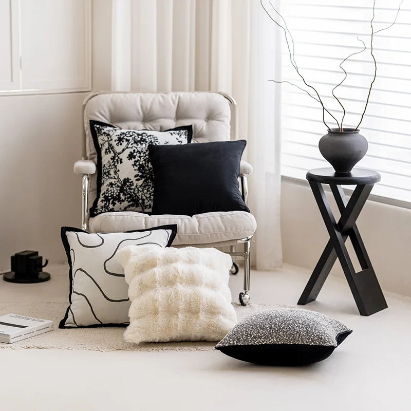 Modern Minimalist Black And White Sofa Pillow - My Store